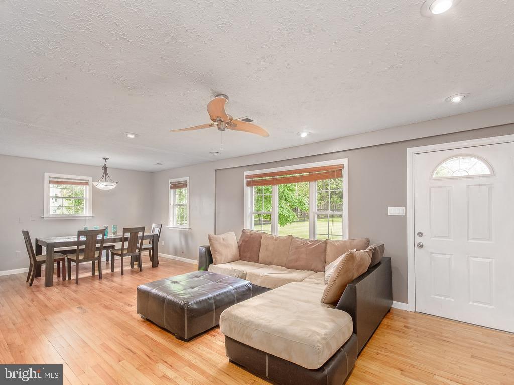 SILVER LEAF ESTATES - Residential Lease