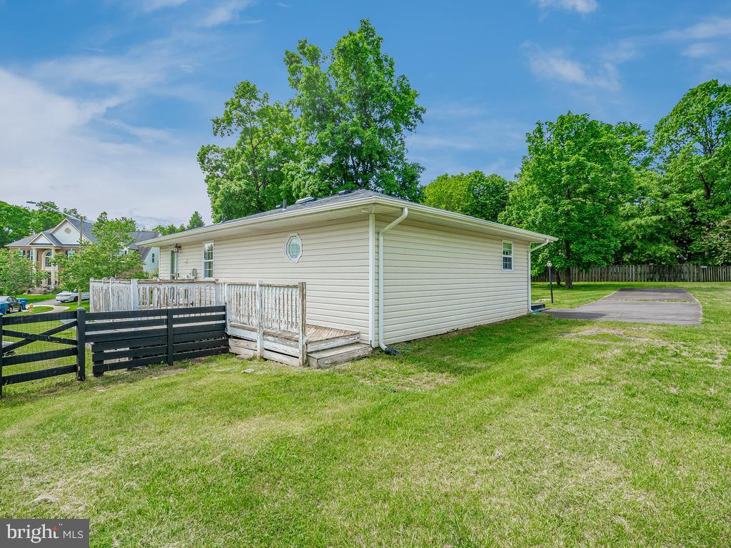 SILVER LEAF ESTATES - Residential Lease