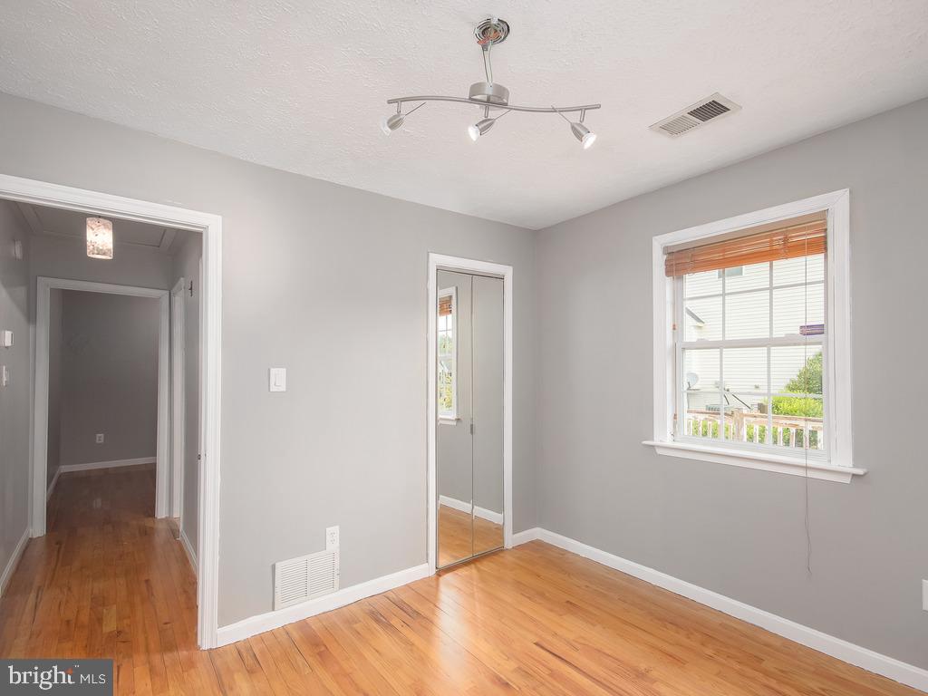 SILVER LEAF ESTATES - Residential Lease