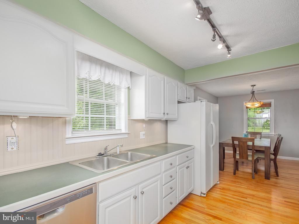 SILVER LEAF ESTATES - Residential Lease