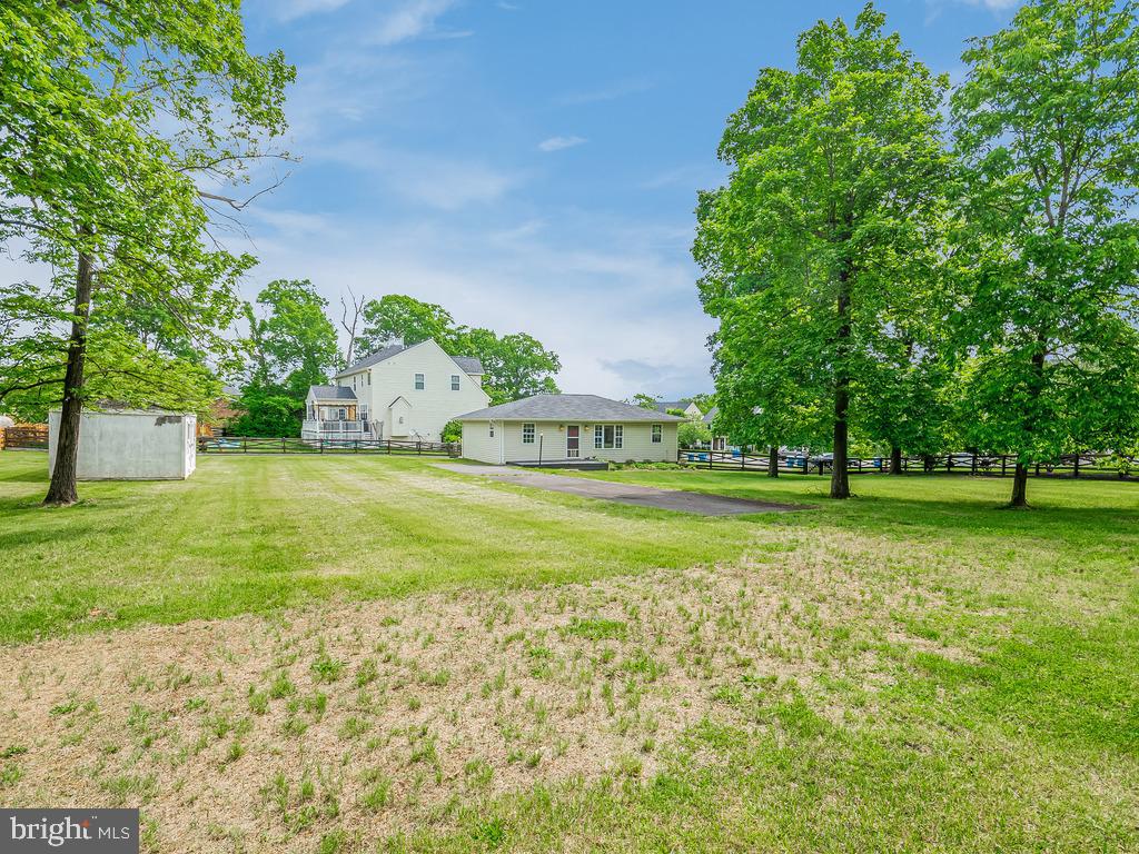 SILVER LEAF ESTATES - Residential Lease