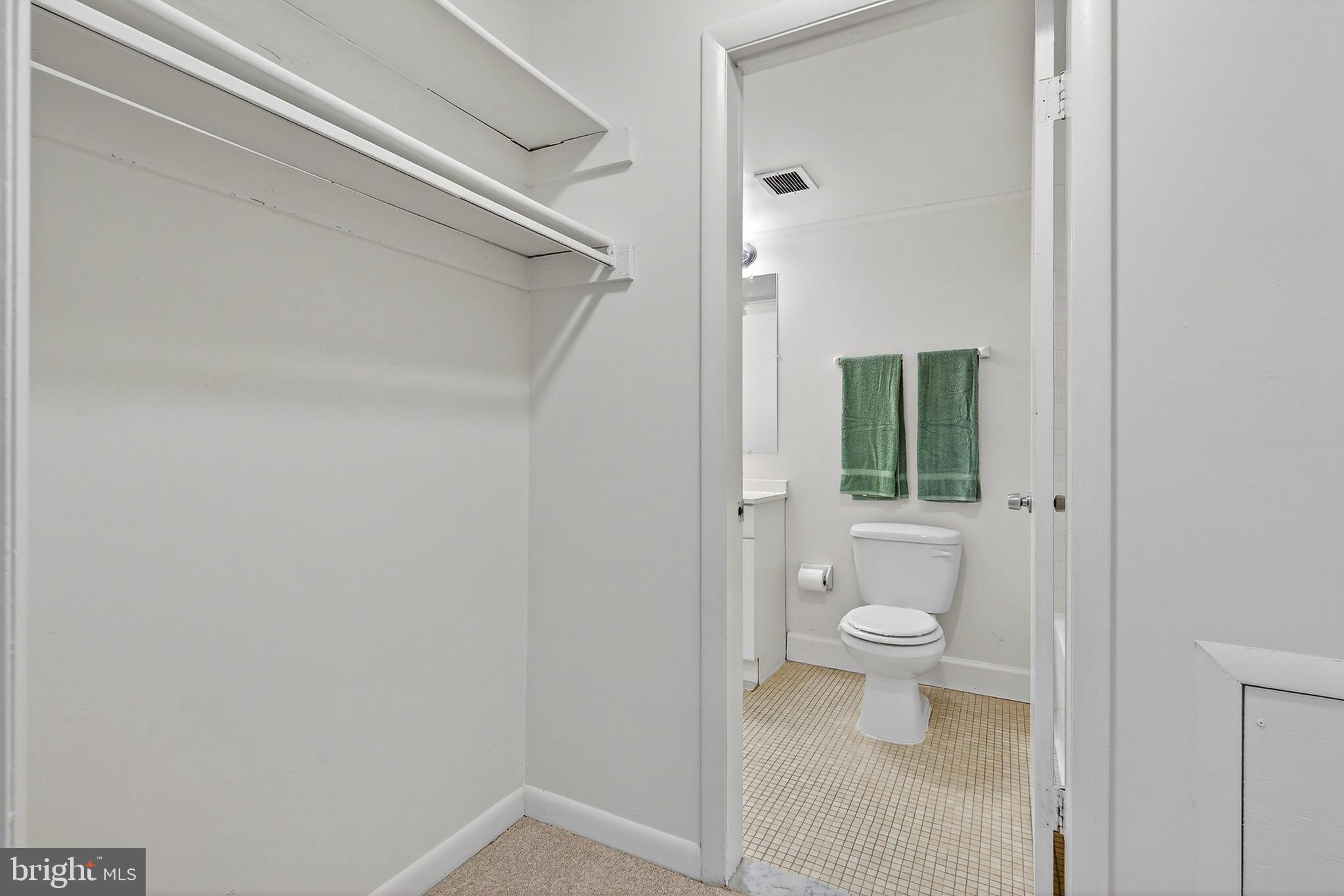 LONG REACH - Residential