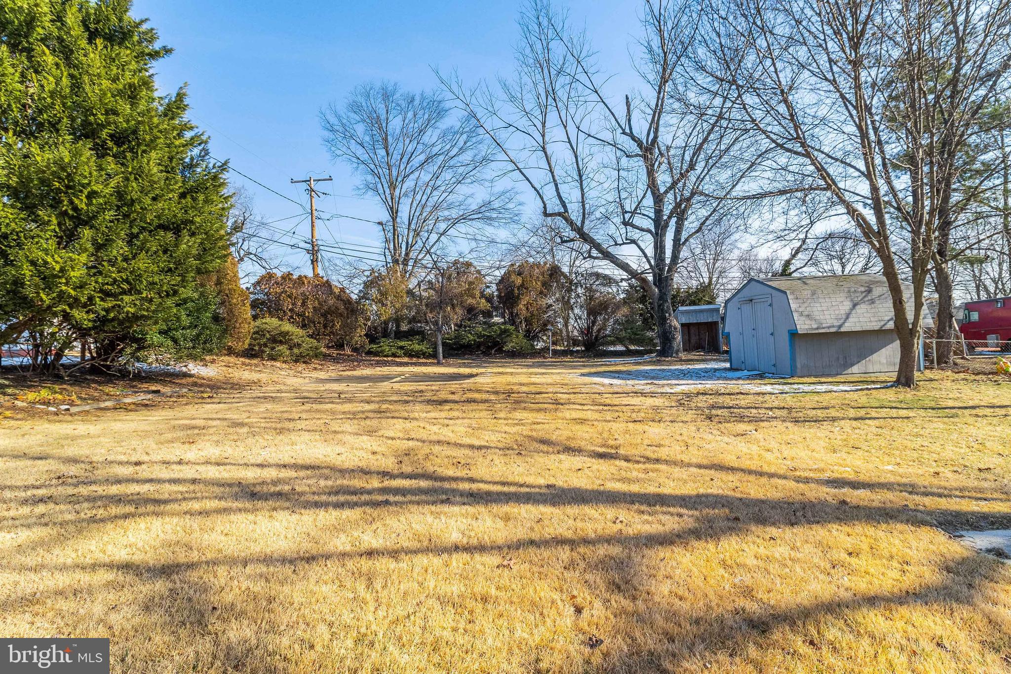 HUNT CLUB ESTATES - Residential