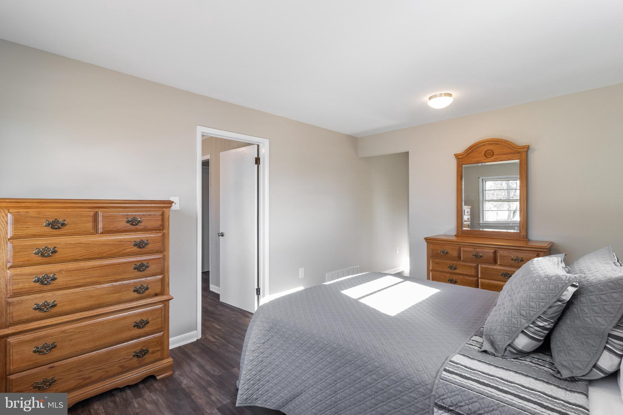 HUNT CLUB ESTATES - Residential