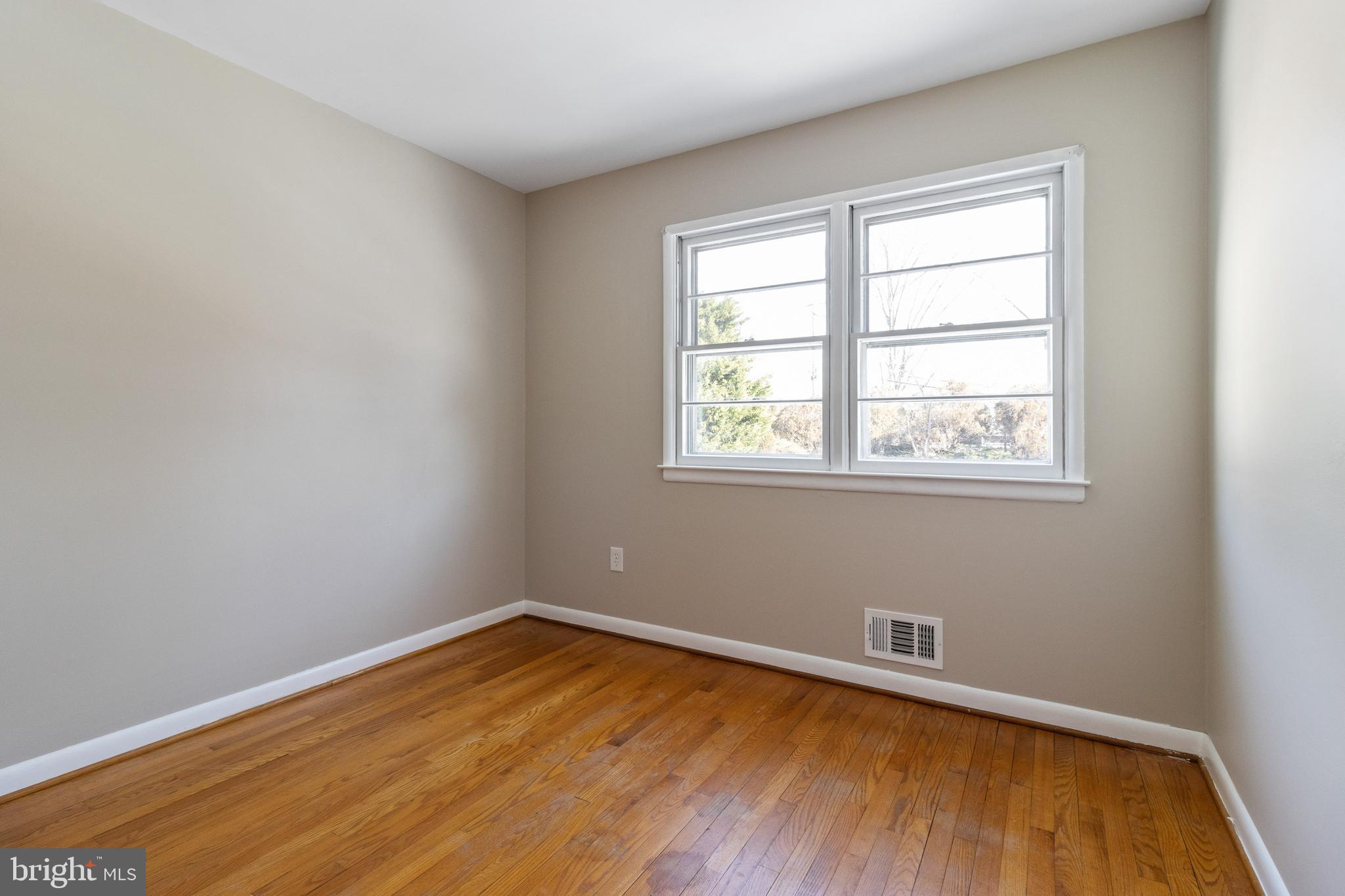 HUNT CLUB ESTATES - Residential