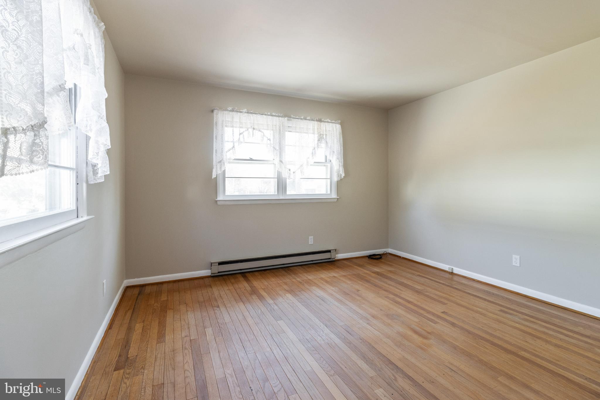 HUNT CLUB ESTATES - Residential