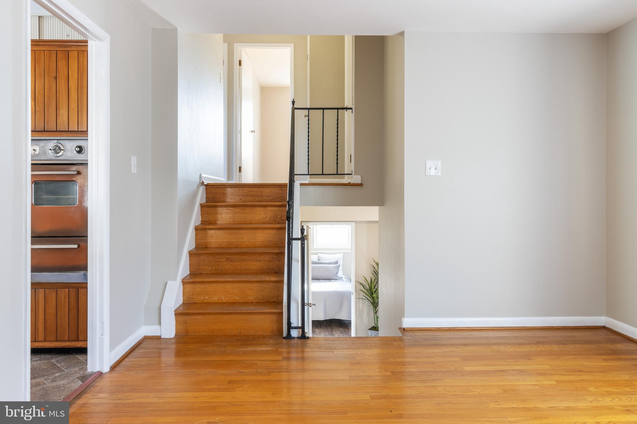 HUNT CLUB ESTATES - Residential