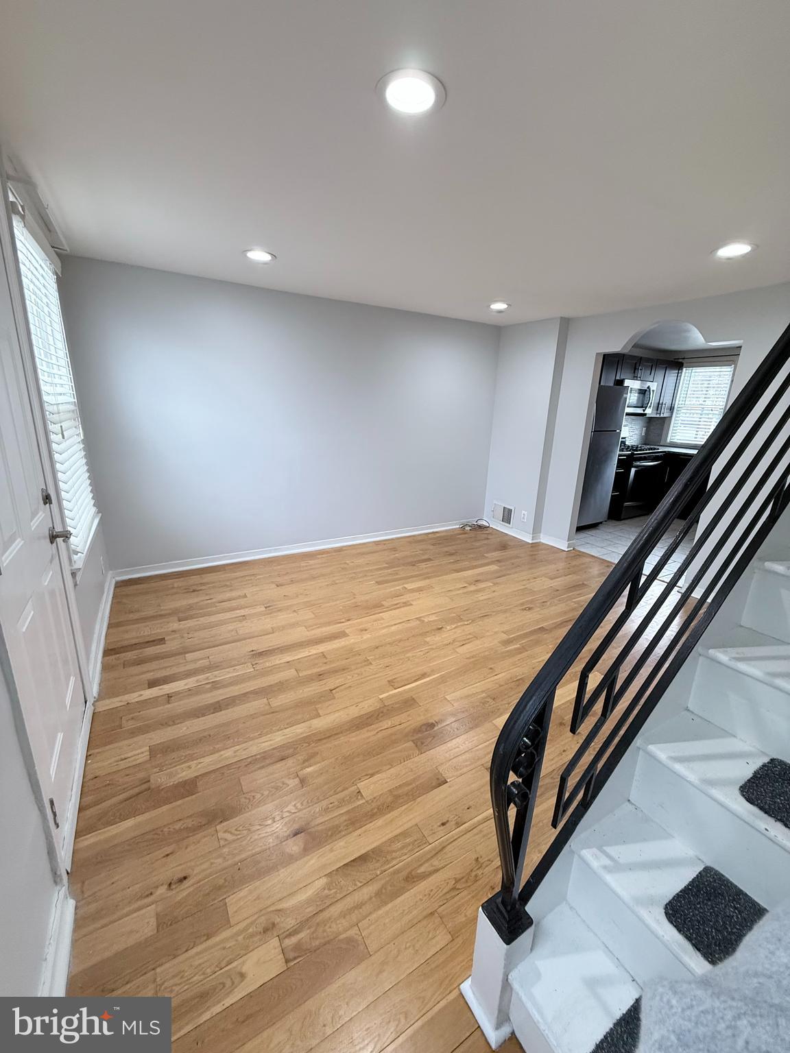 3726 RICHMOND STREET