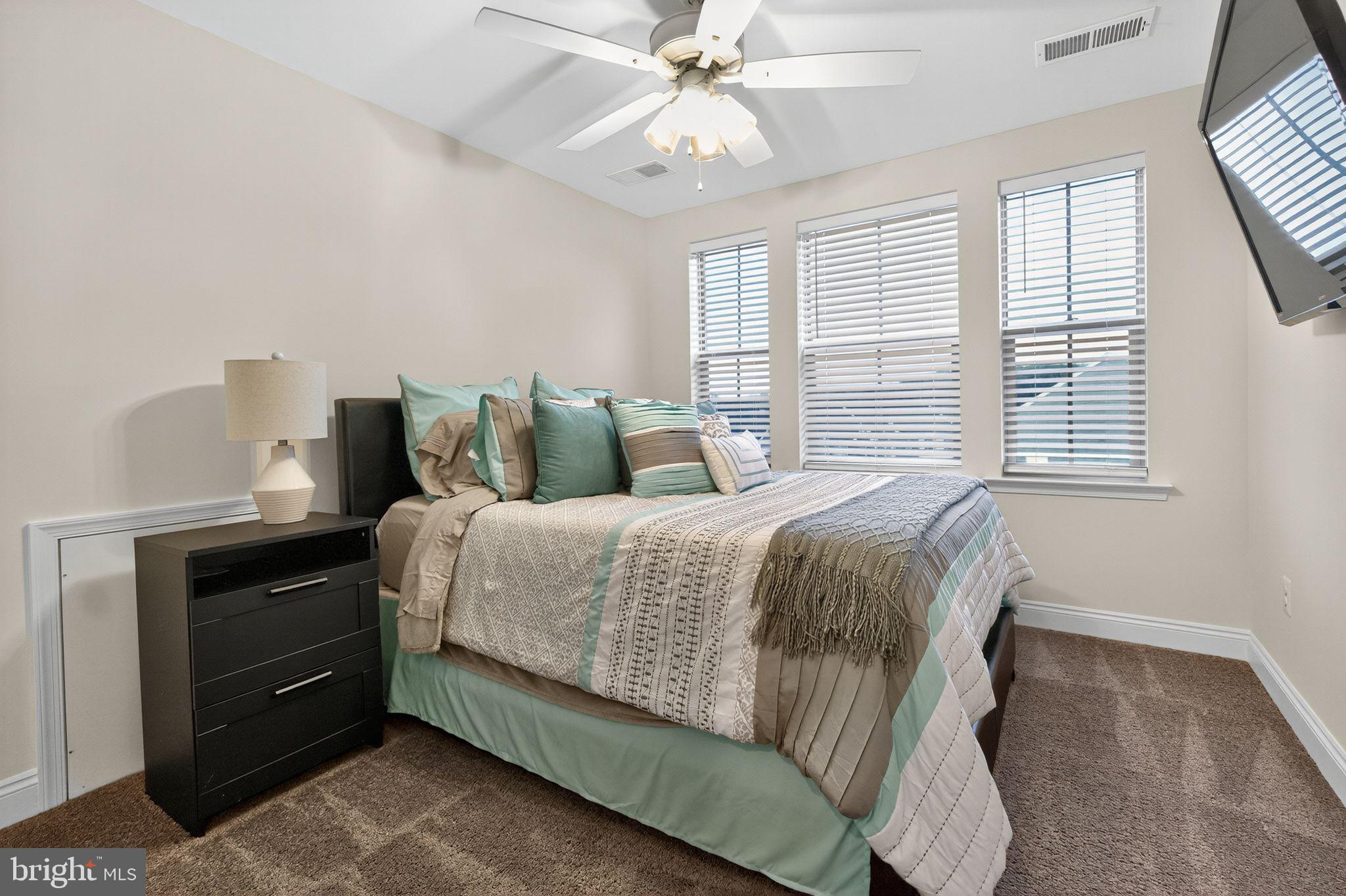 AMBER RIDGE - Residential