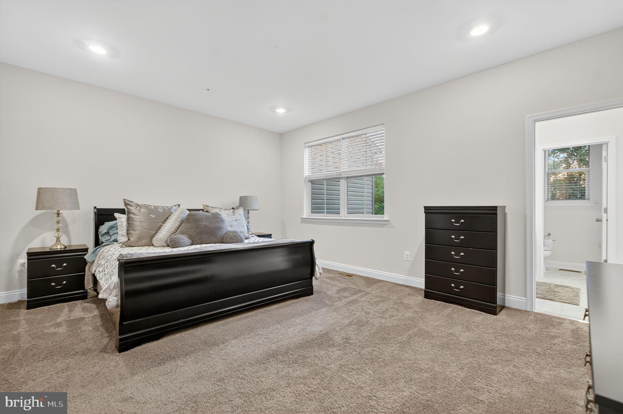 AMBER RIDGE - Residential