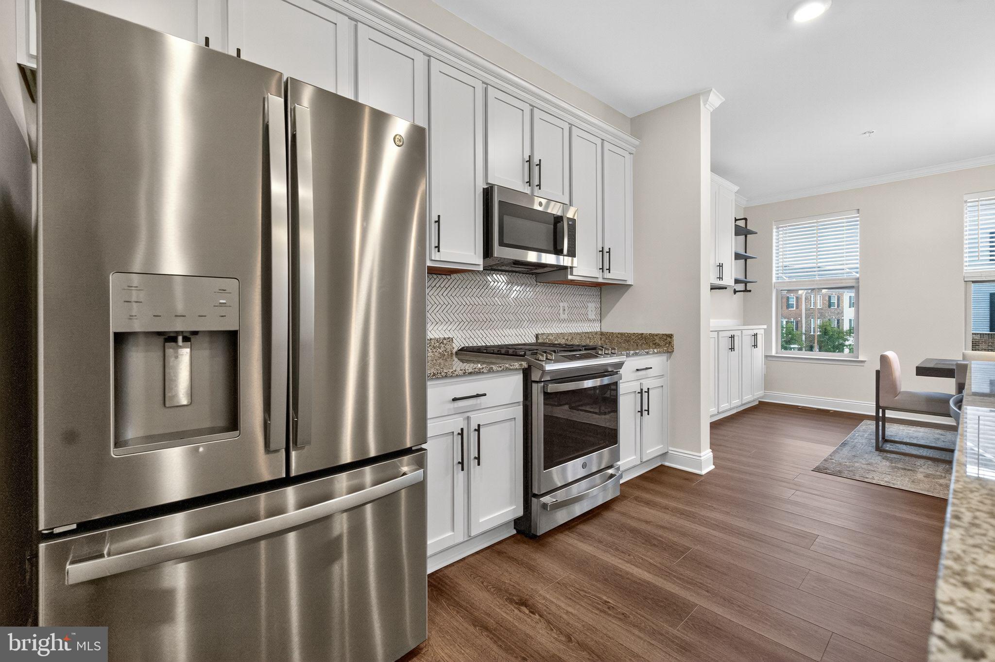 AMBER RIDGE - Residential