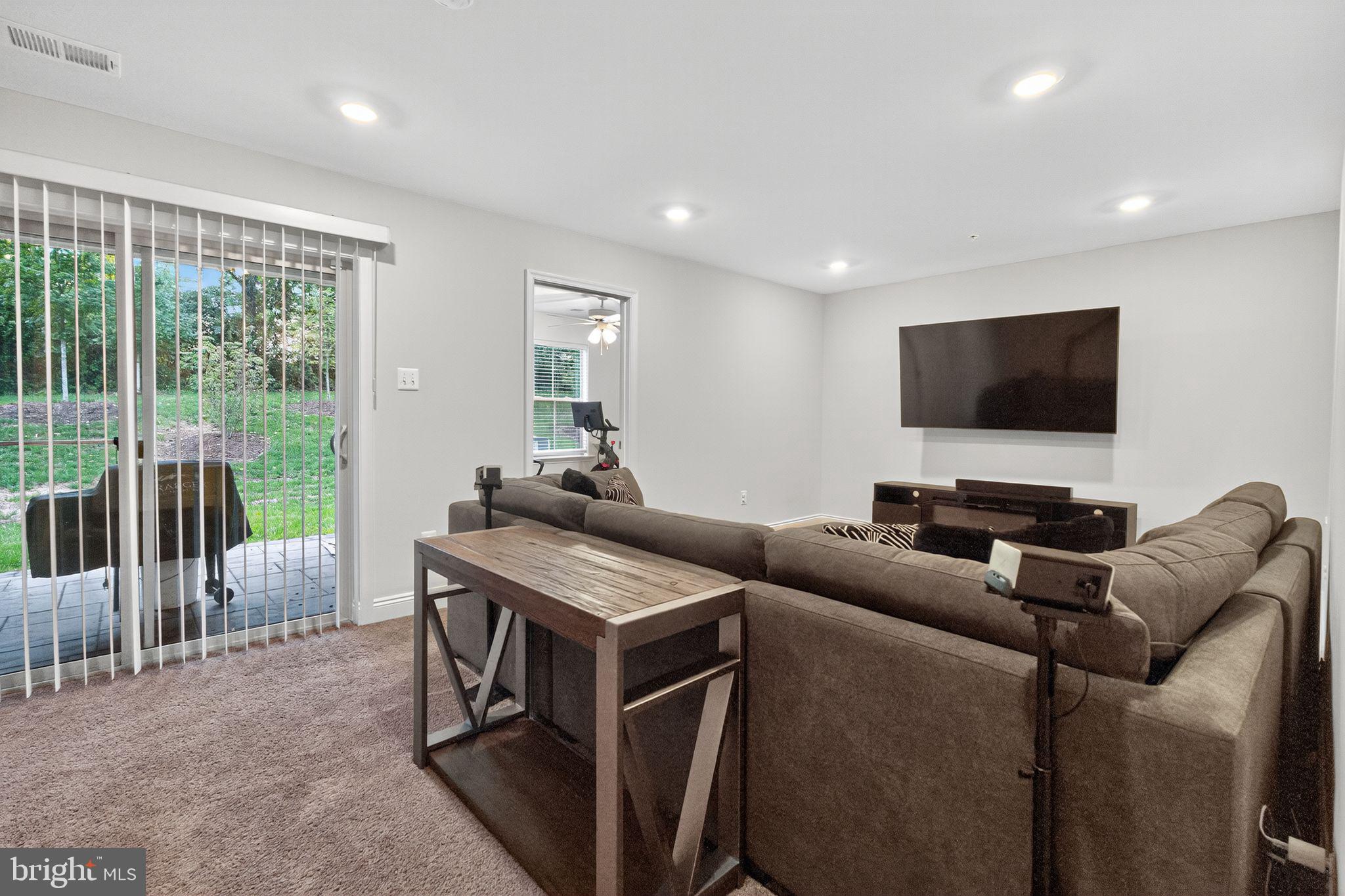 AMBER RIDGE - Residential