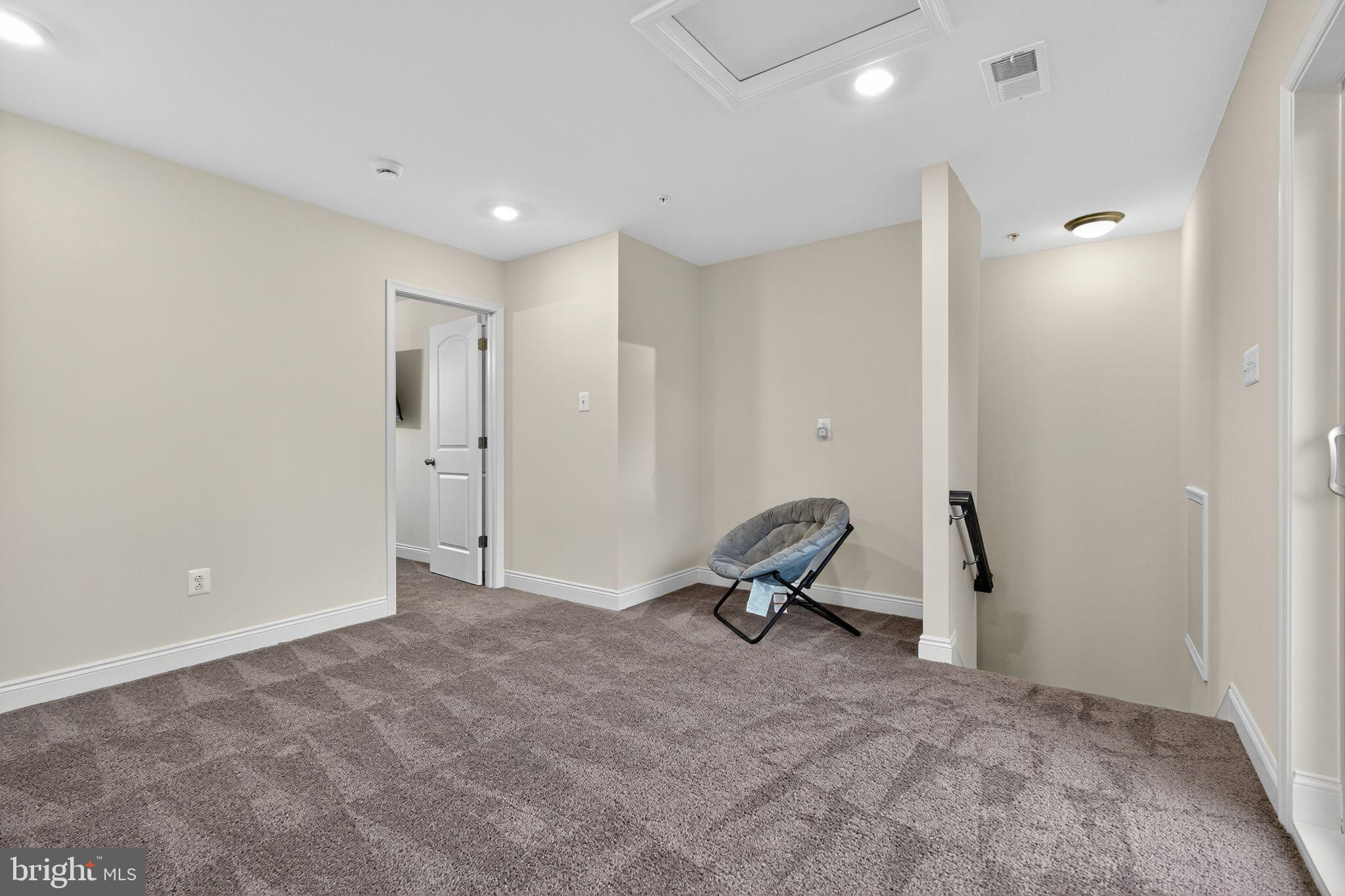 AMBER RIDGE - Residential