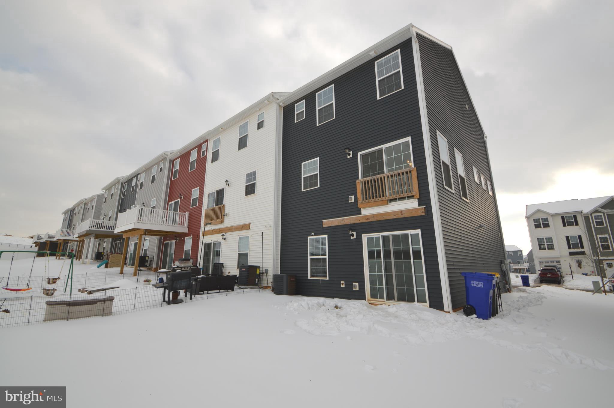 HUDSON RIDGE - Residential