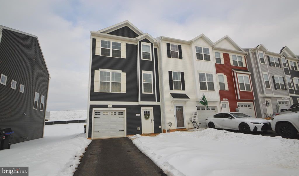 Photo of 320 Avon Drive, RED LION, PA 17356 (MLS # PAYK2097202)