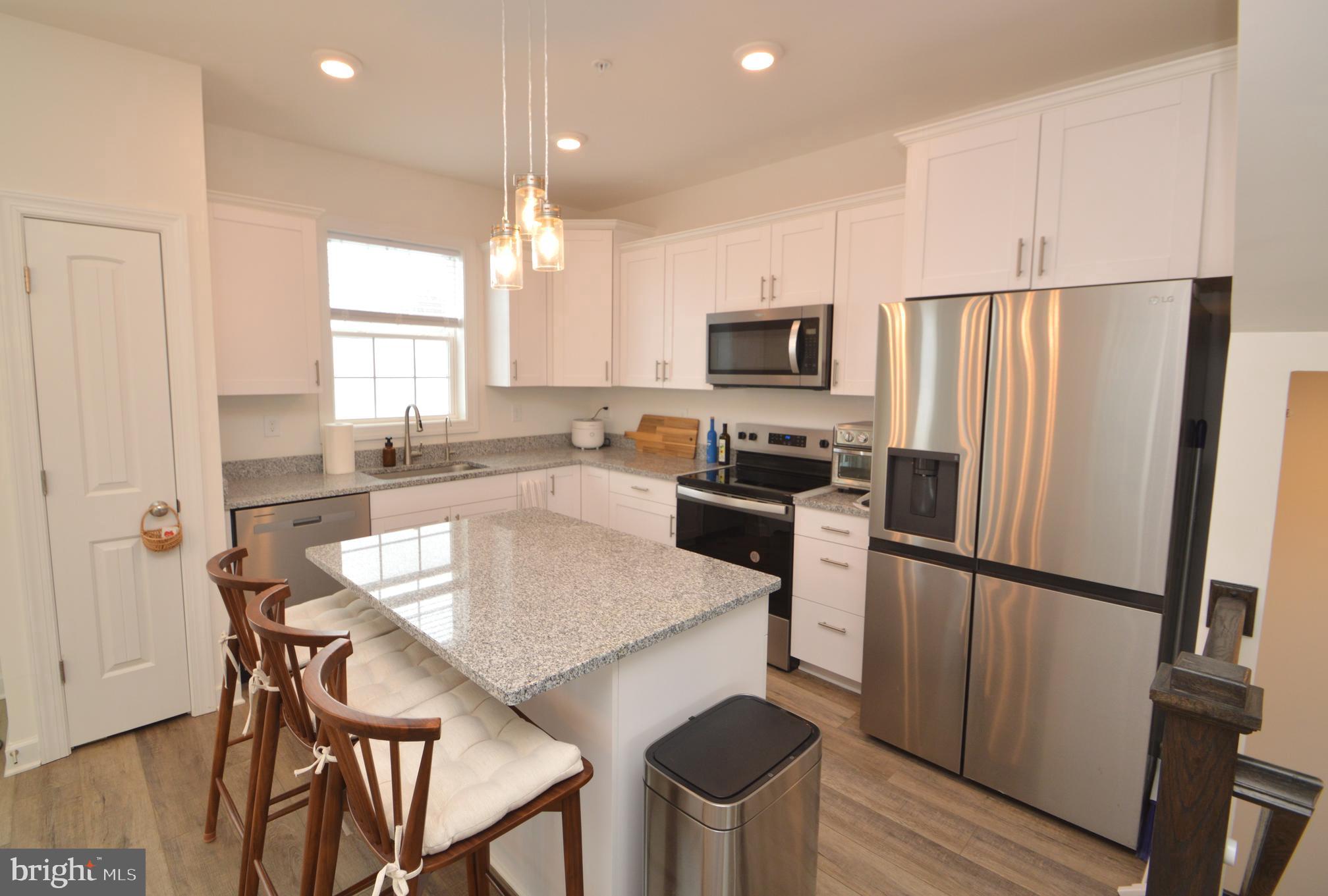 HUDSON RIDGE - Residential