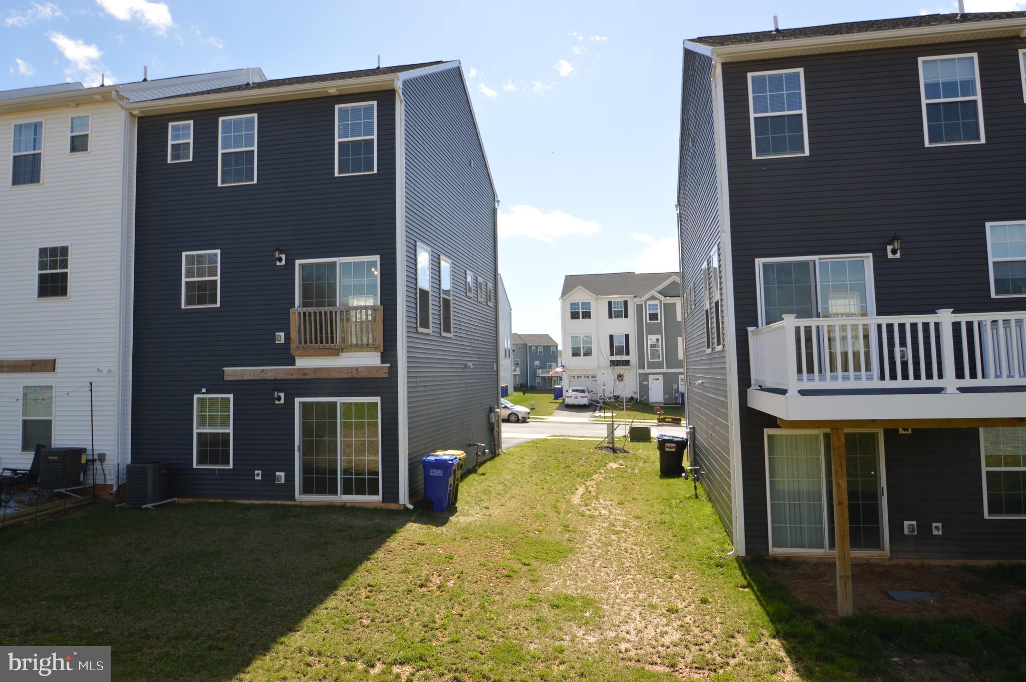 HUDSON RIDGE - Residential