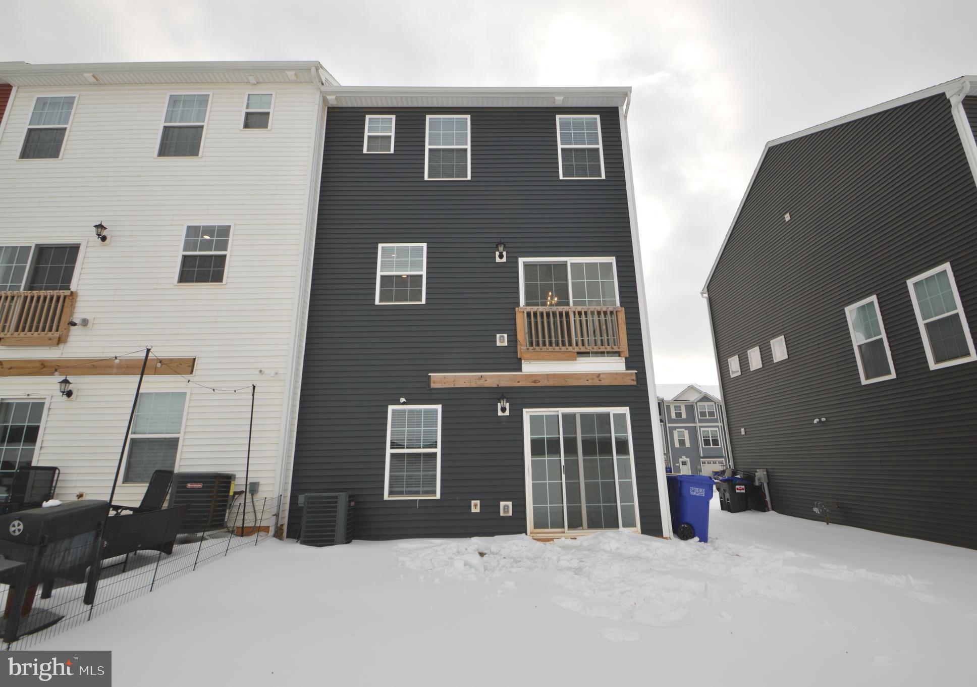 HUDSON RIDGE - Residential