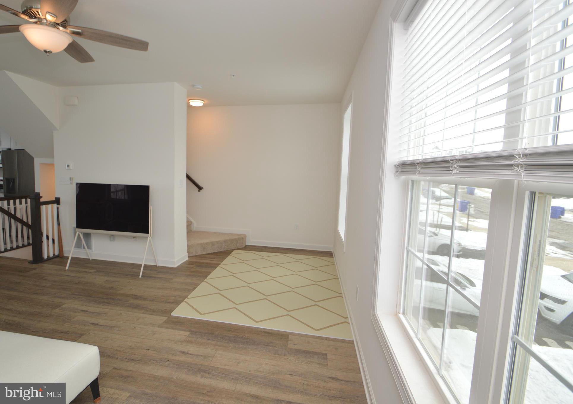 HUDSON RIDGE - Residential