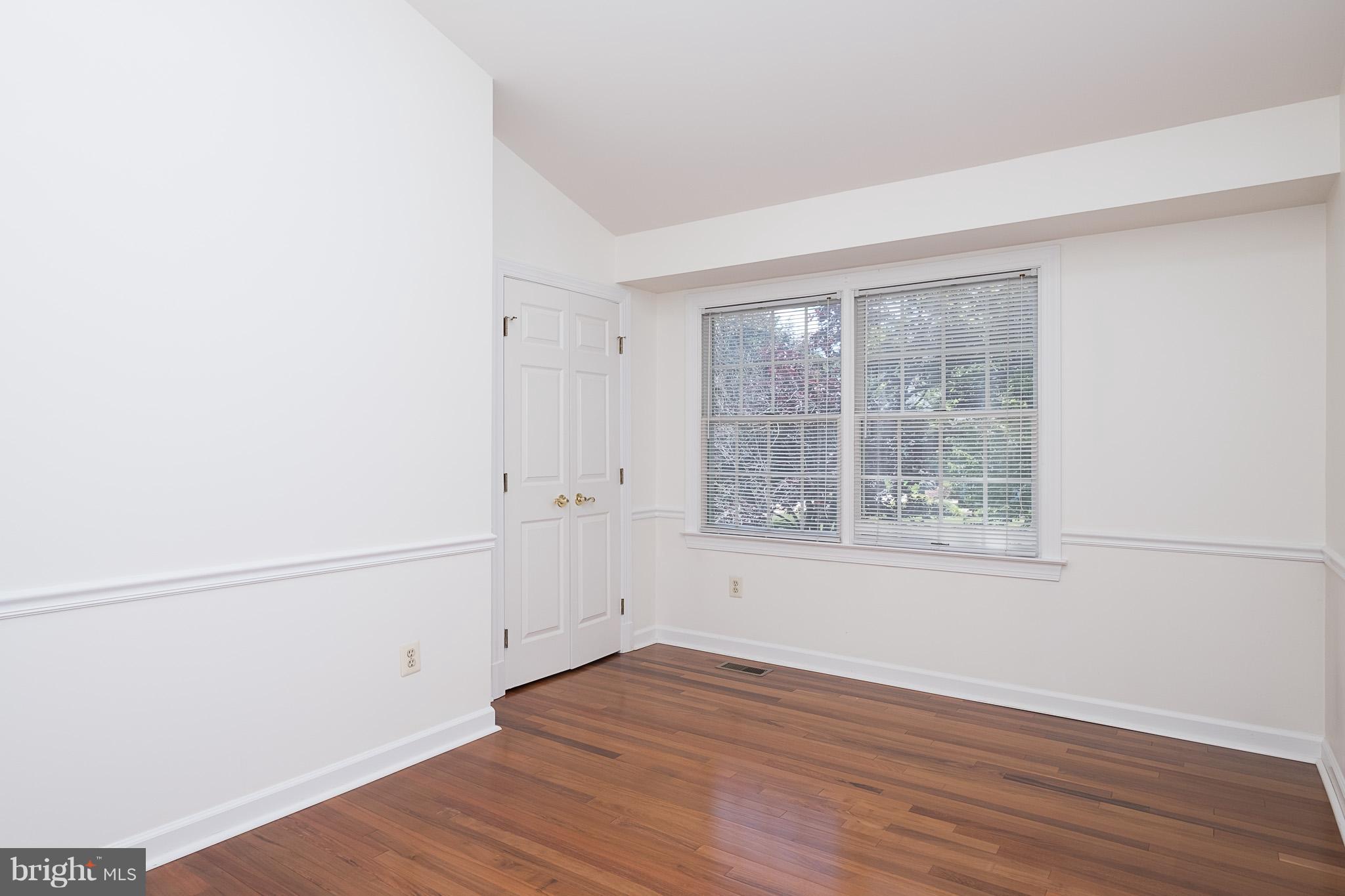 HOBBITS GLEN - Residential Lease