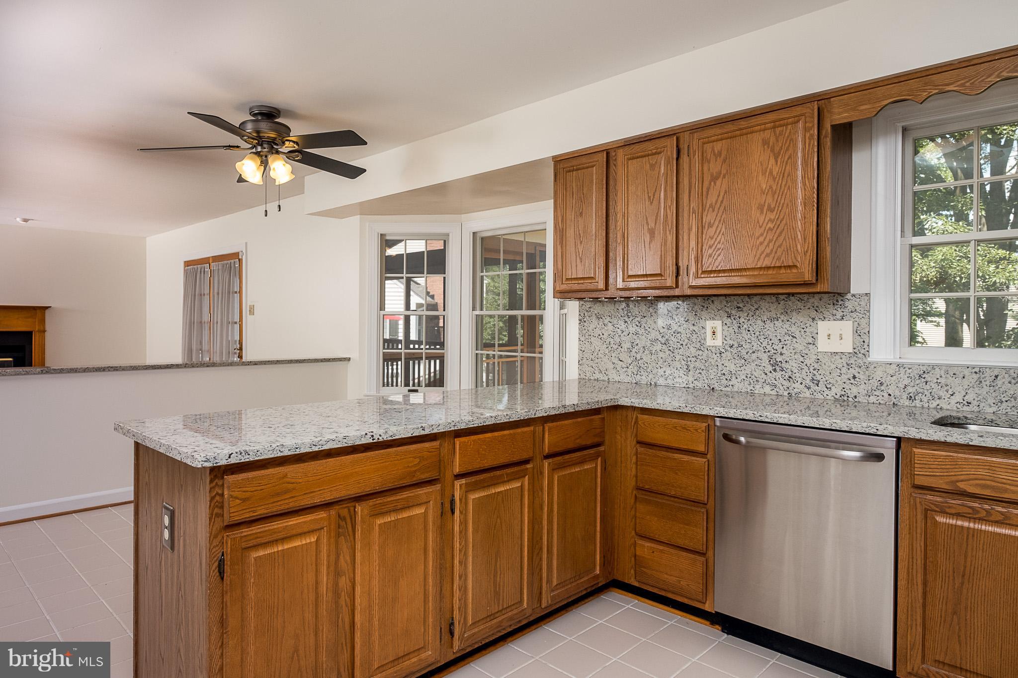 HOBBITS GLEN - Residential Lease