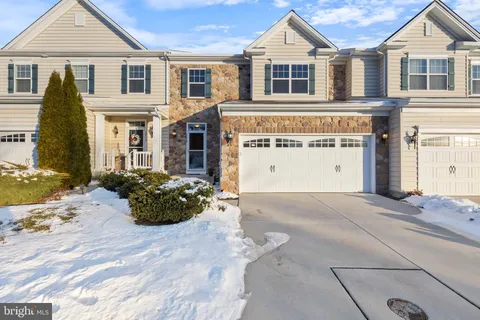 2810 Union Square Road Unit 2, New Windsor, MD MLS: MDCR2024550
