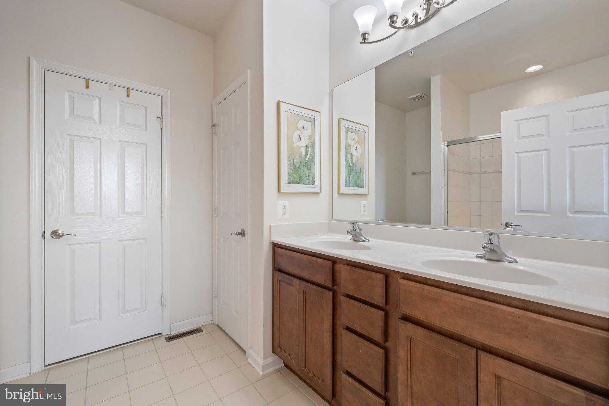 THE RESERVE AT NEW WINDSOR - Residential