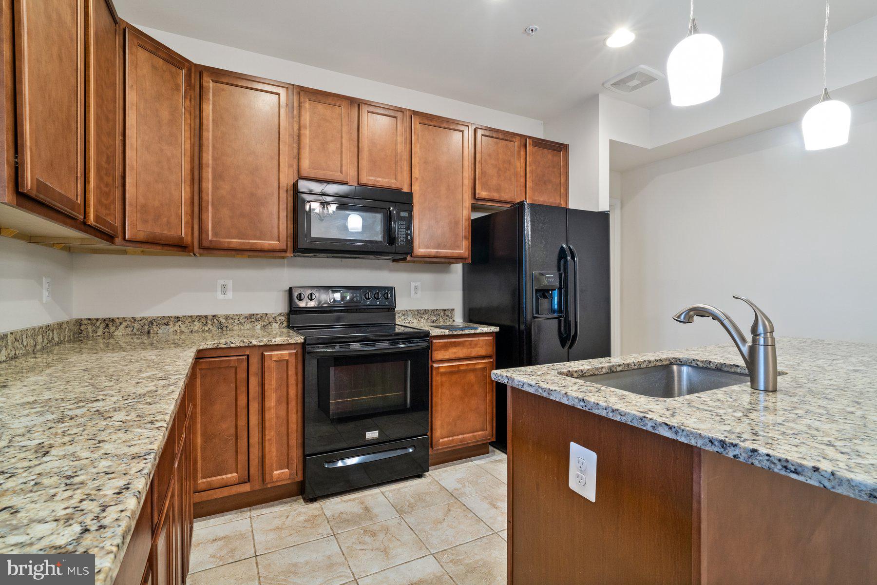 THE RESERVE AT NEW WINDSOR - Residential