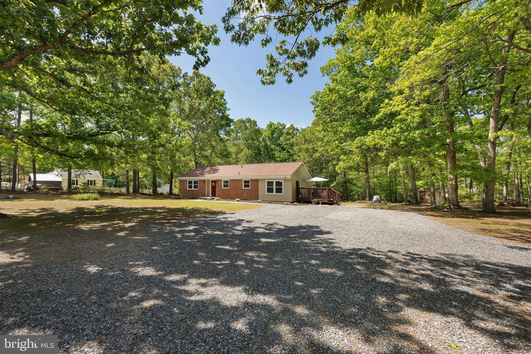 WALNUT WOODS - Residential