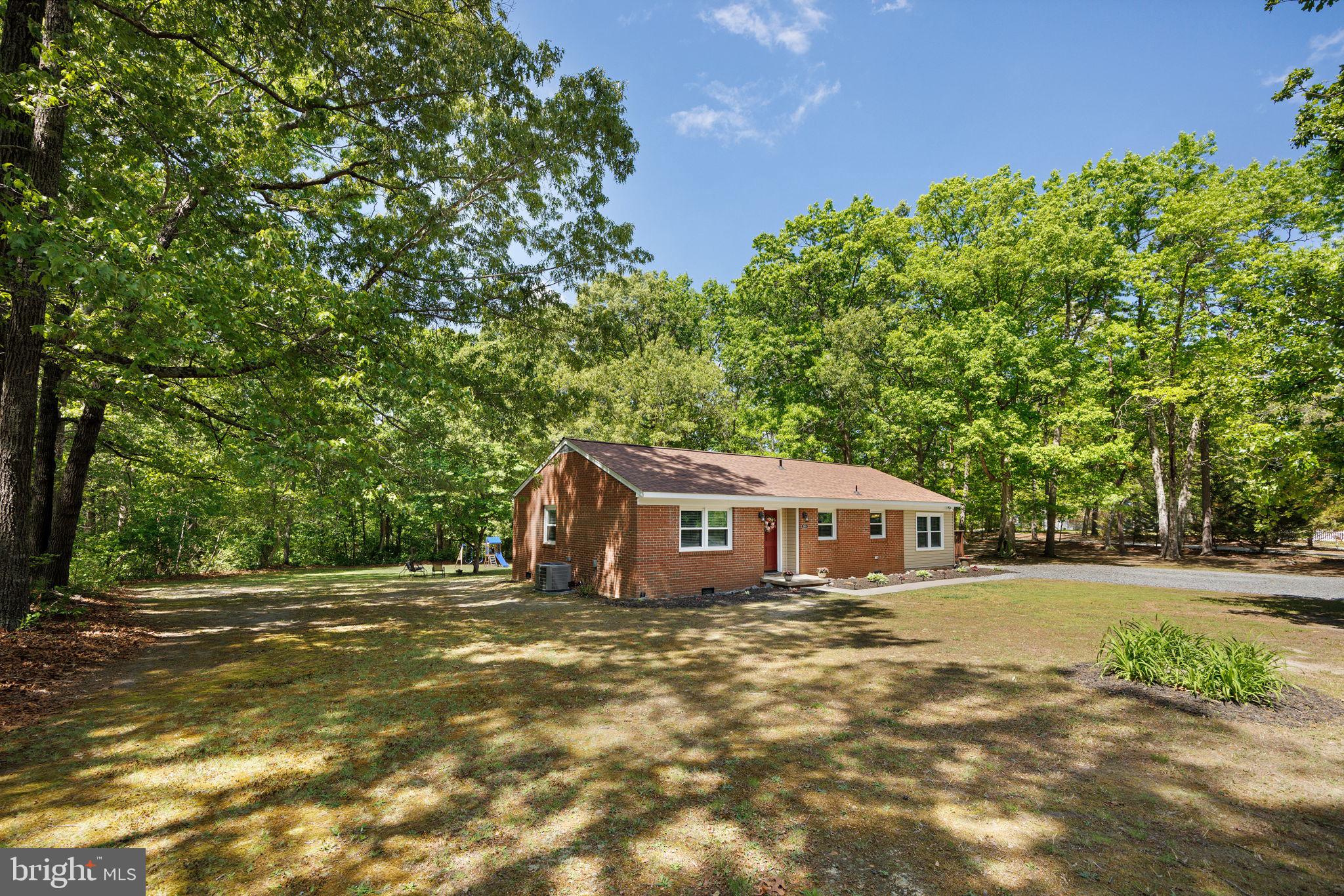WALNUT WOODS - Residential