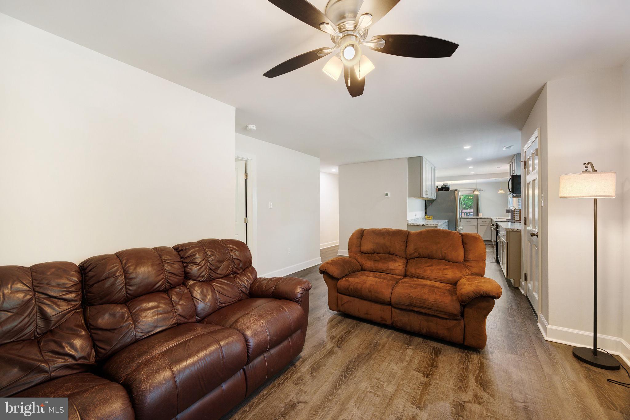 WALNUT WOODS - Residential