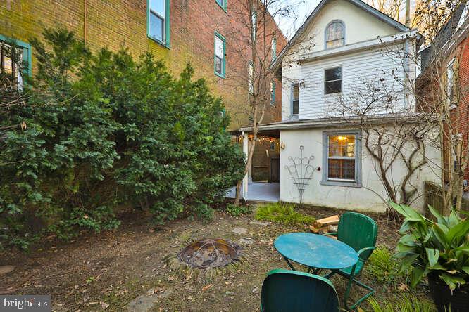 GERMANTOWN (EAST) - Residential