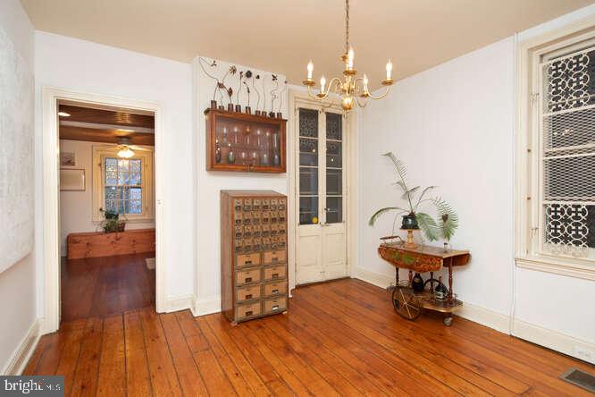 GERMANTOWN (EAST) - Residential