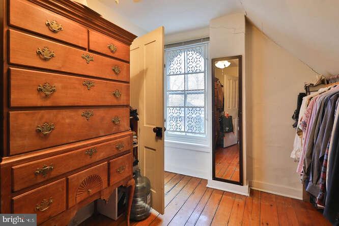 GERMANTOWN (EAST) - Residential