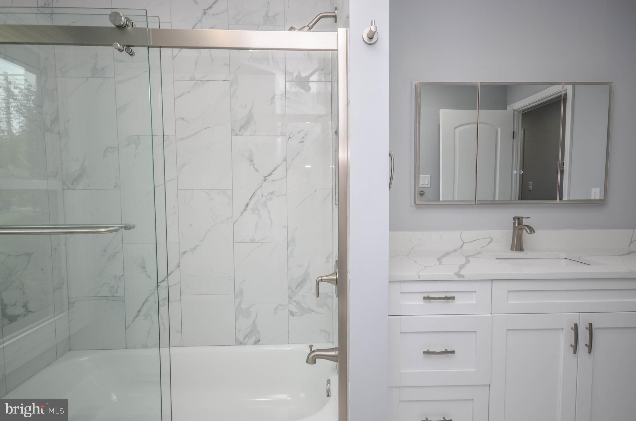 DUNLOGGIN - Residential