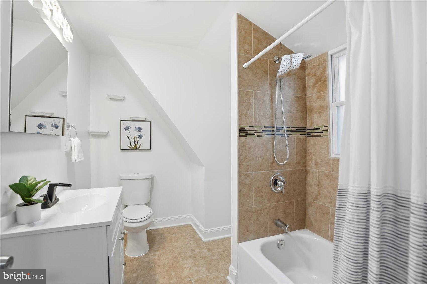 FAIRMOUNT PARK - Residential