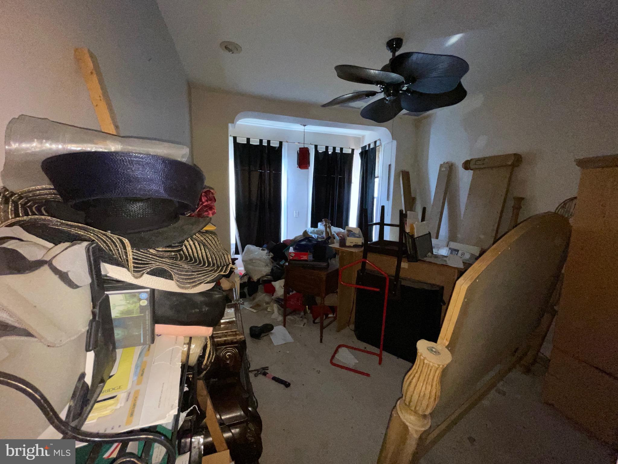 STRAWBERRY MANSION - Residential