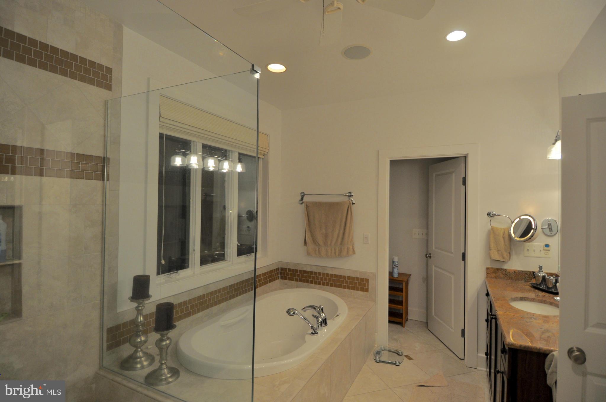 RHODE POINT - Residential