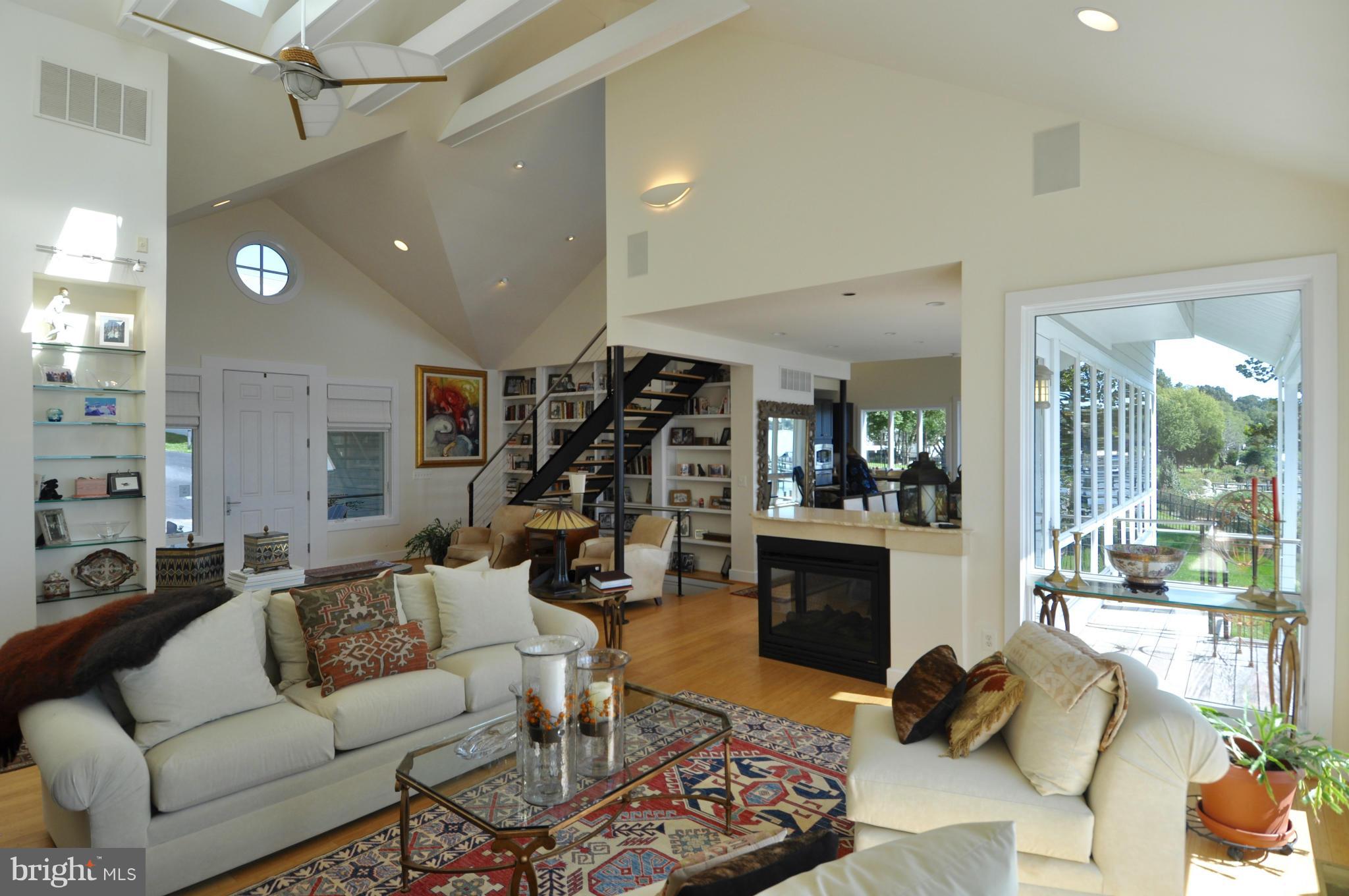 RHODE POINT - Residential