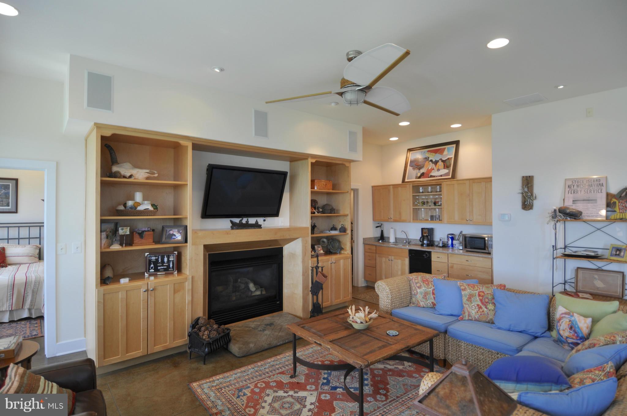 RHODE POINT - Residential