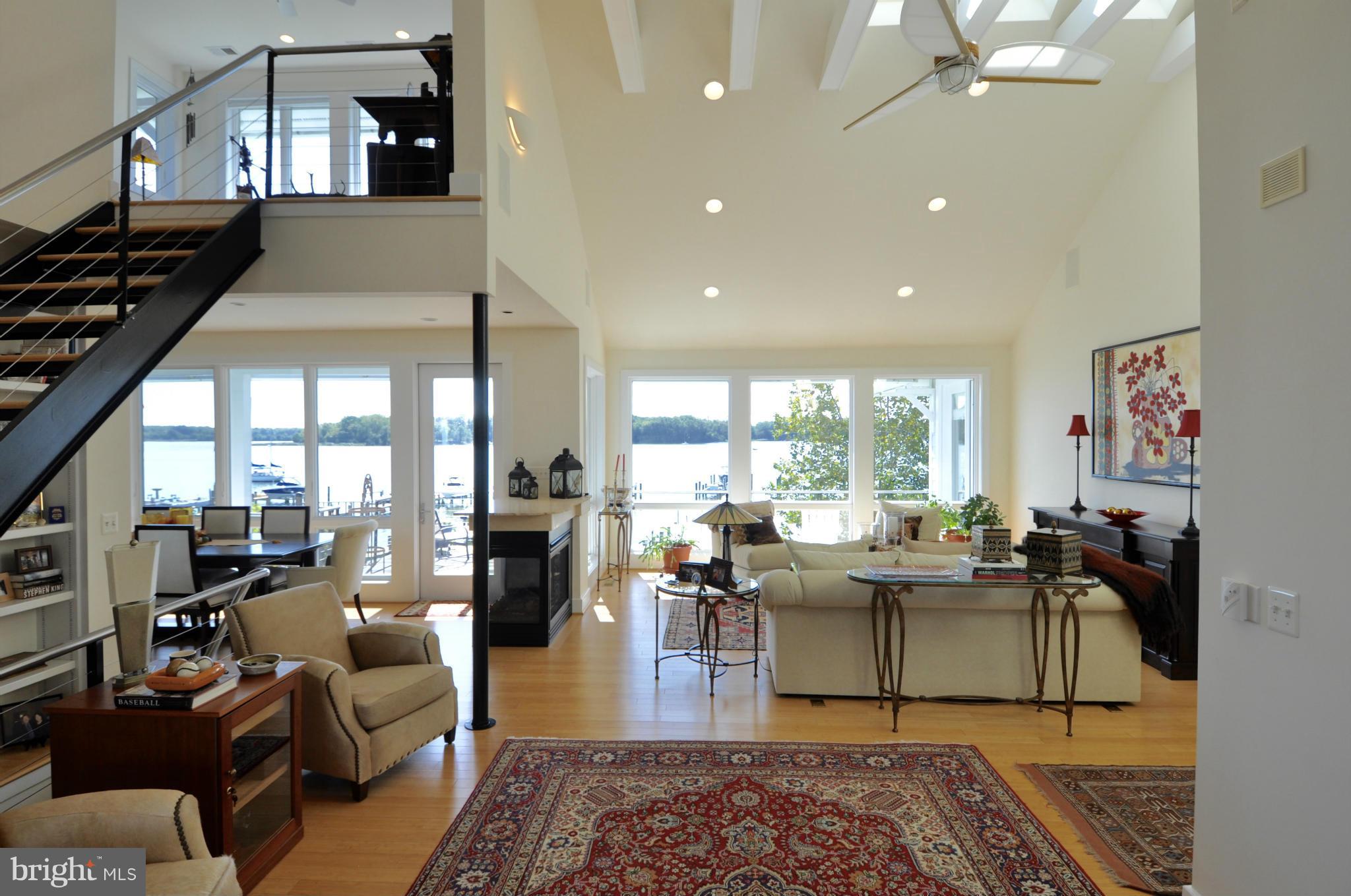 RHODE POINT - Residential