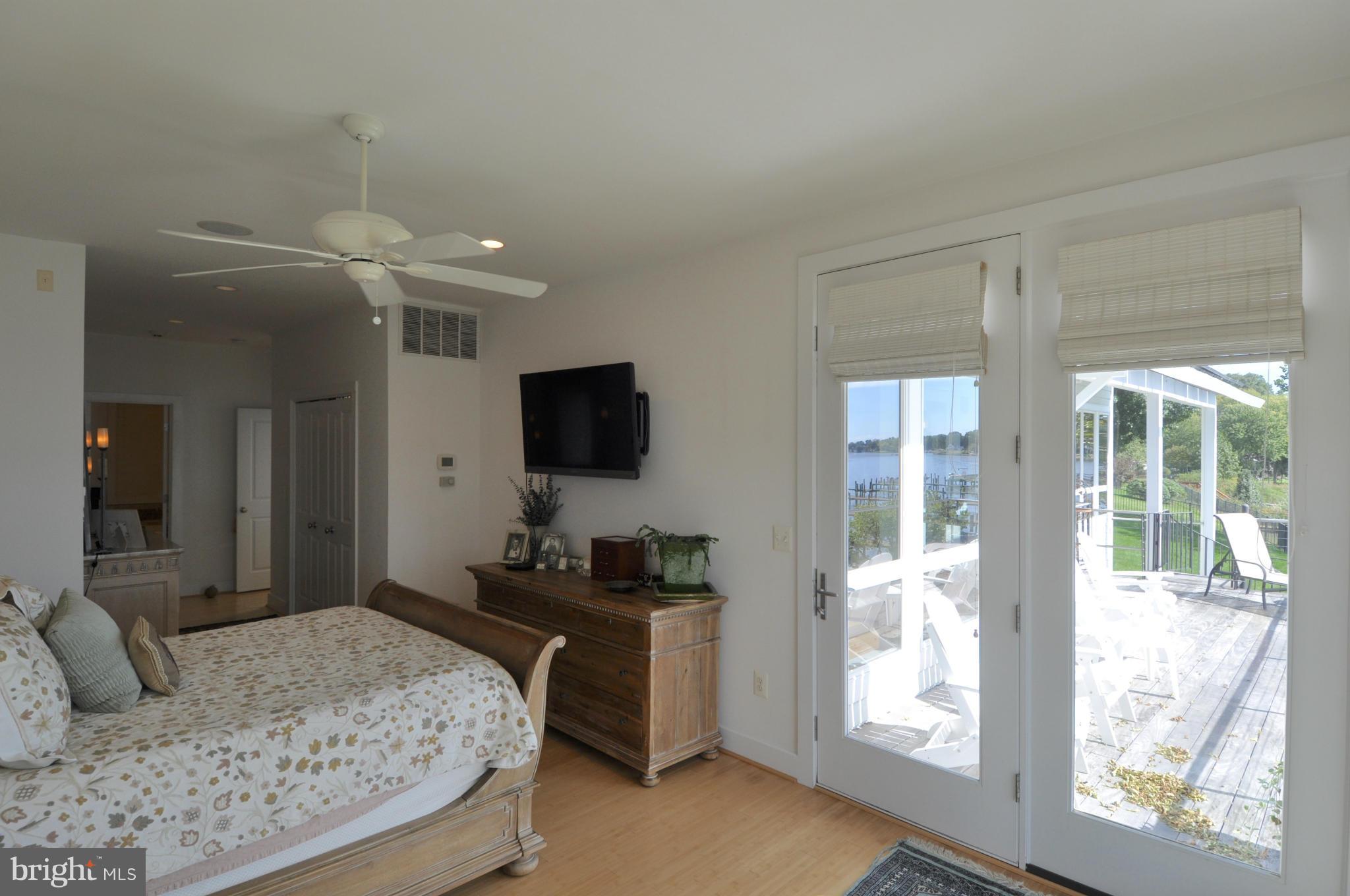 RHODE POINT - Residential