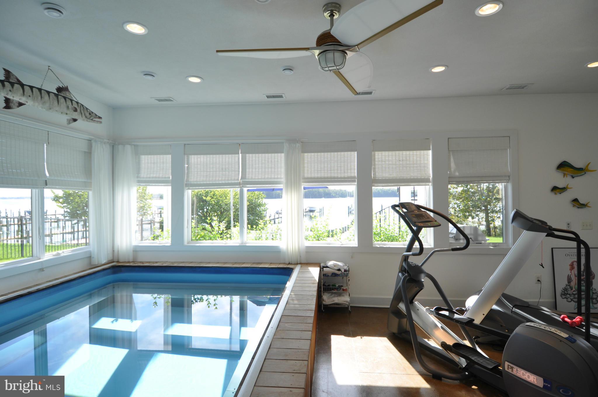 RHODE POINT - Residential