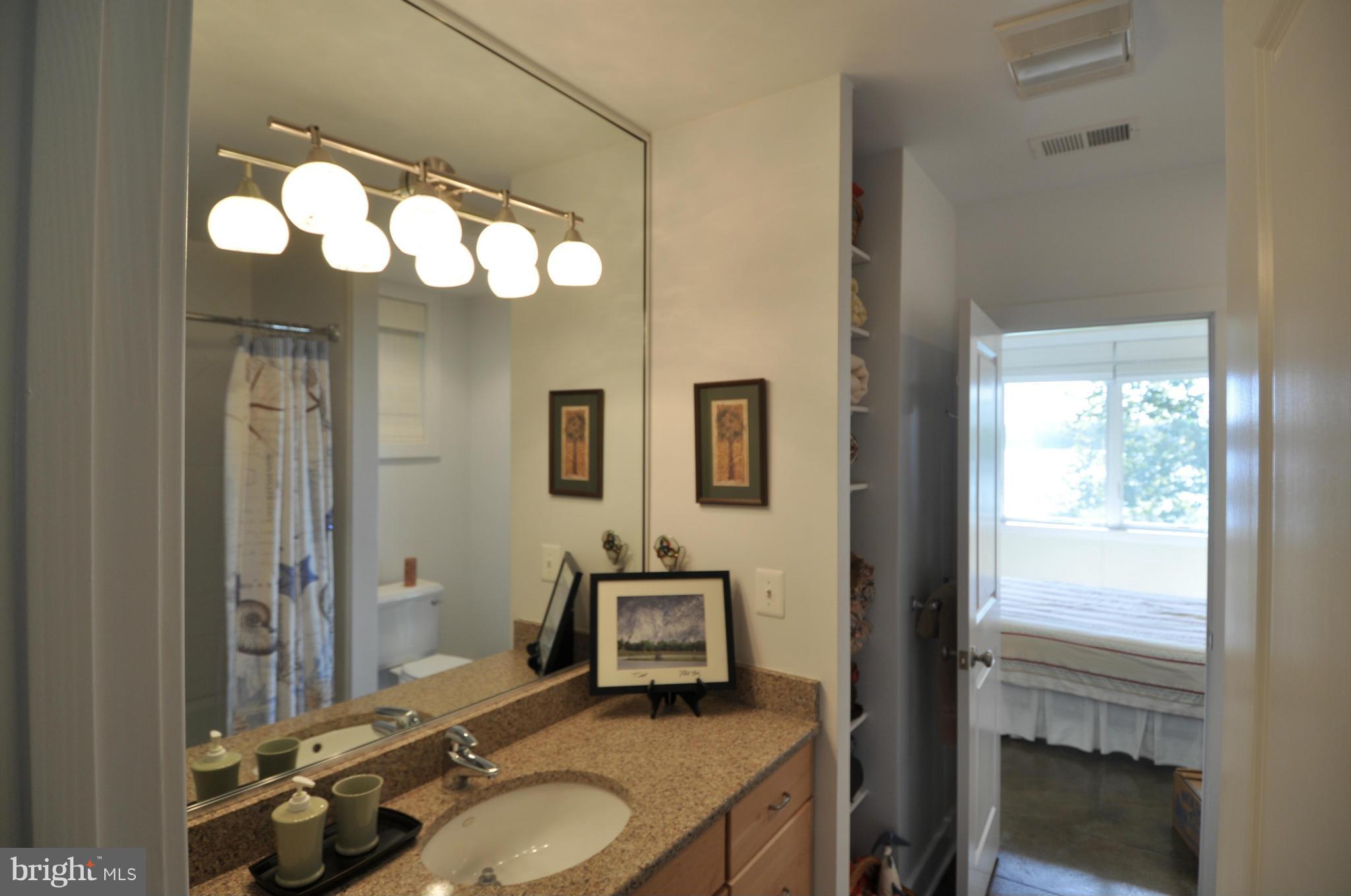 RHODE POINT - Residential