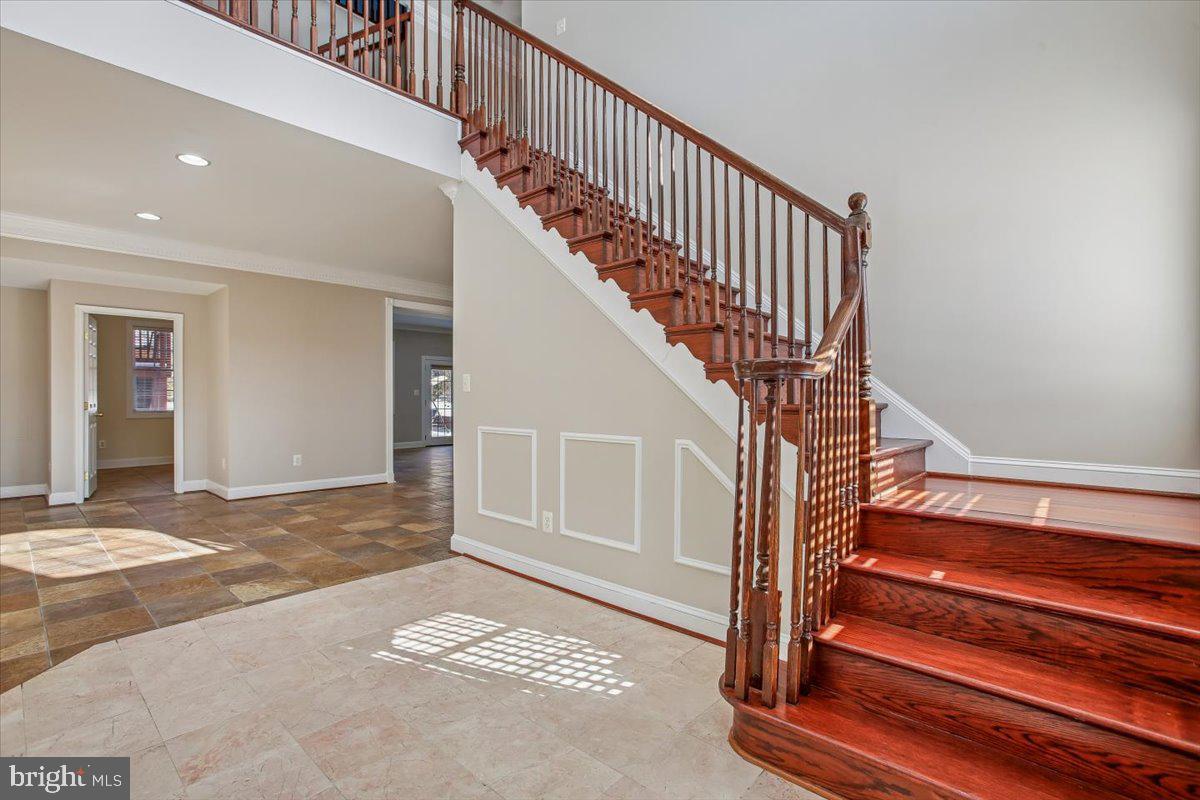 7118 VERMILLION PLACE