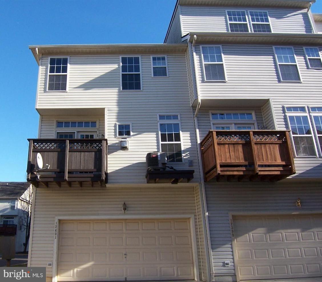 CARR AT CEDAR LAKES - Residential Lease