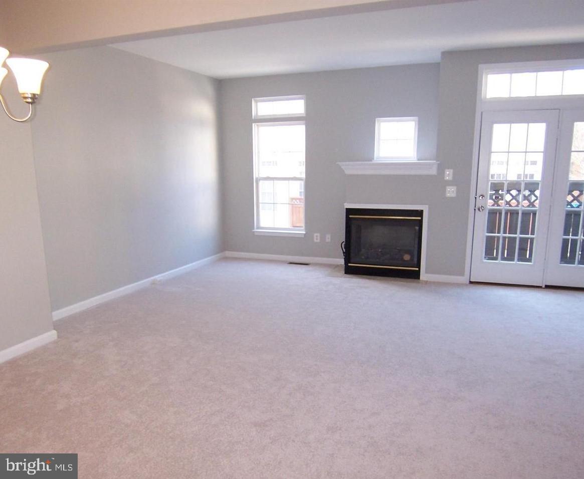 CARR AT CEDAR LAKES - Residential Lease