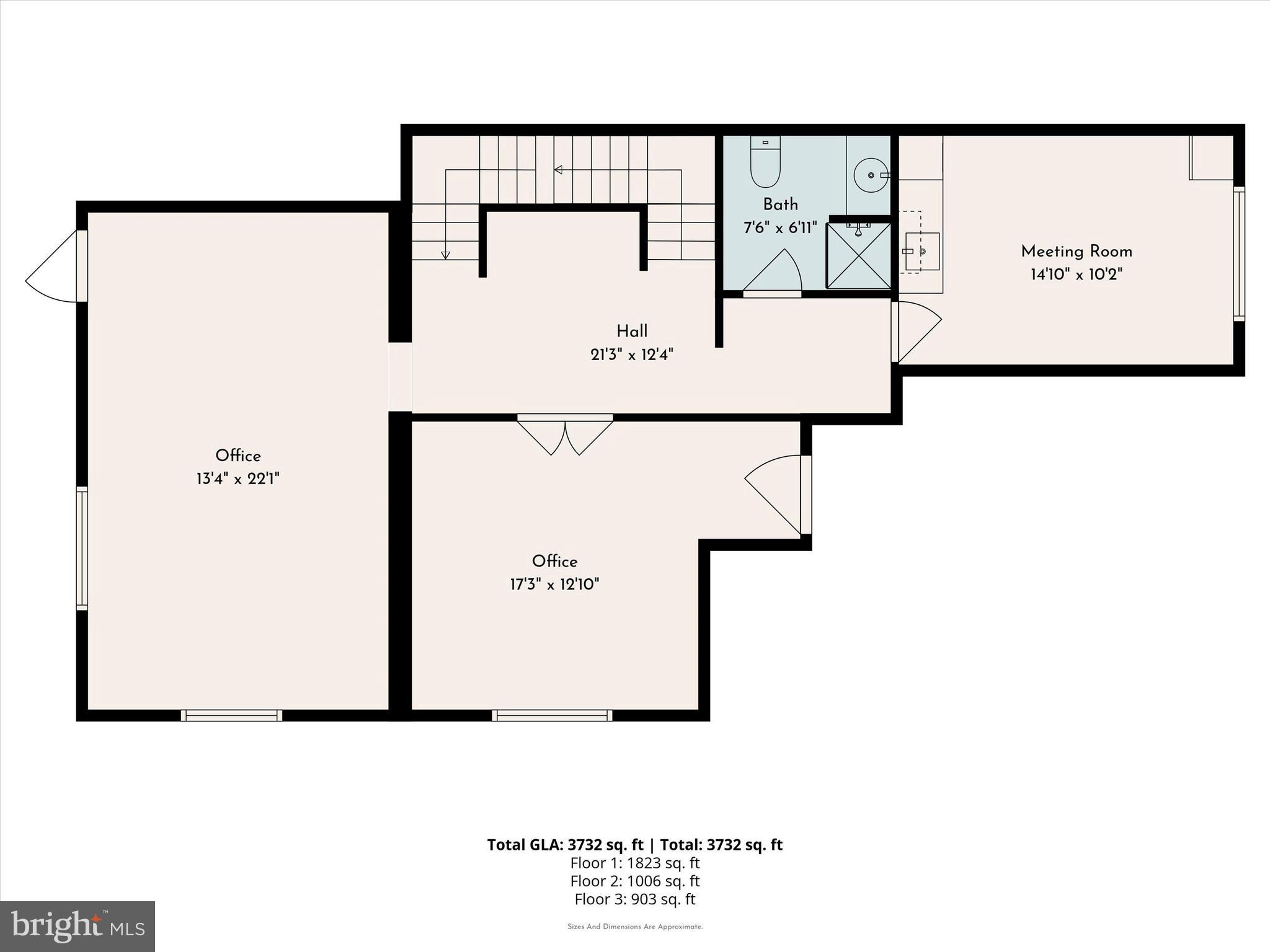 Main image without alt text