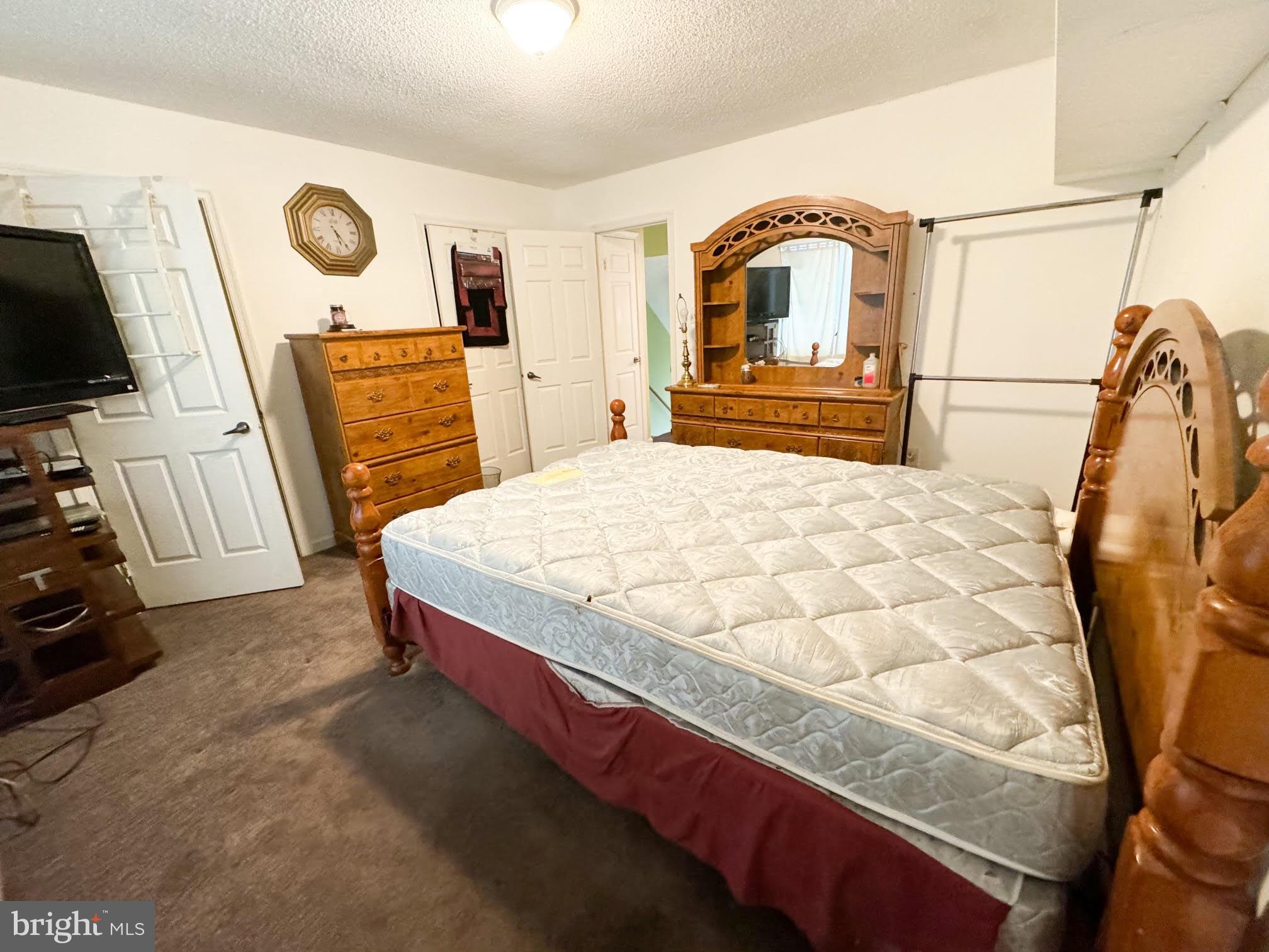 WILLOW BROOK - Residential