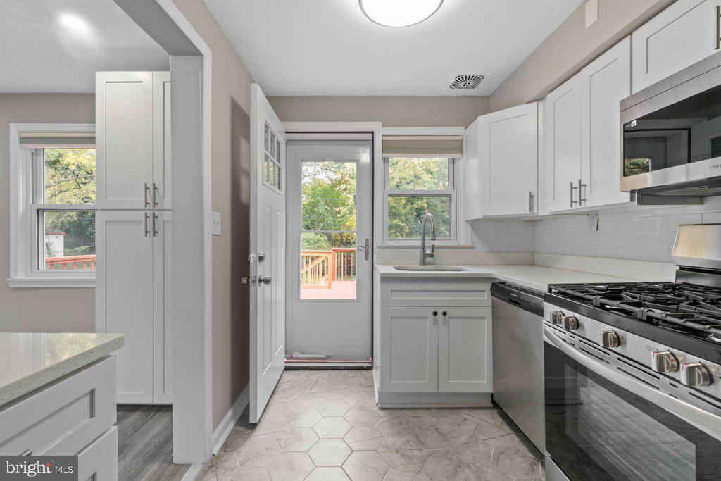 HAMILTON HEIGHTS - Residential